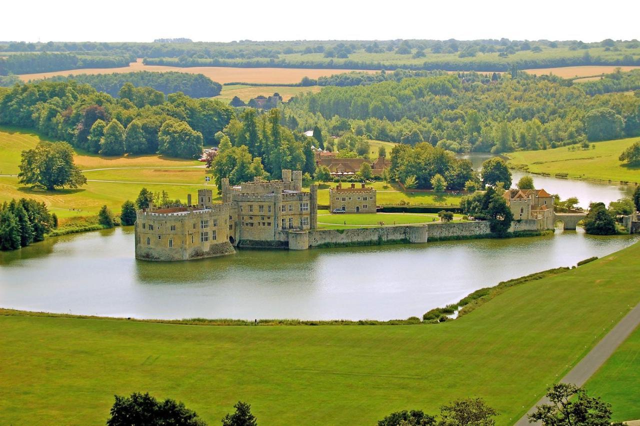 Bed and Breakfast Leeds Castle Maiden'S Tower à Maidstone Extérieur photo